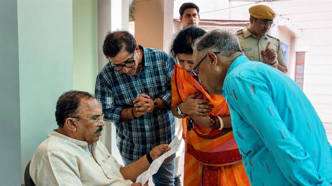 तीन दिवसीय जनसुनवाई में विधानसभा अध्यक्ष ने सुनीं आमजन की समस्याएं तीन दिवसीय जनसुनवाई में विधानसभा अध्यक्ष ने सुनीं आमजन की समस्याएं