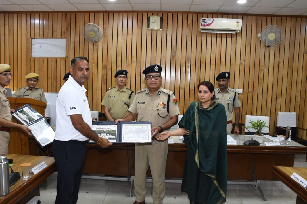 39 मास्टर ट्रेनर्स तैयार, अब प्रदेशभर के स्कूलों में मिलेगा आत्मरक्षा का प्रशिक्षण, आरपीए और राजस्थान काउंसिल फॉर स्कूल एजुकेशन की 10 दिवसीय कार्यशाला सम्पन्न 39 मास्टर ट्रेनर्स तैयार, अब प्रदेशभर के स्कूलों में मिलेगा आत्मरक्षा का प्रशिक्षण, आरपीए और राजस्थान काउंसिल फॉर स्कूल एजुकेशन की 10 दिवसीय कार्यशाला सम्पन्न